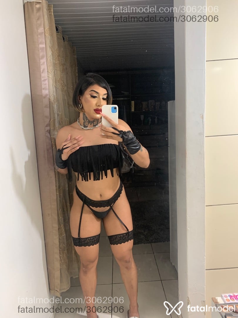 Acompanhante mulher trans loira (o) de olhos pretos em Rio de Janeiro - Alexia Fontenelle