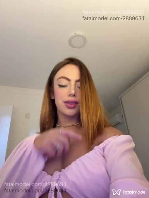 Acompanhante mulher ruiva (o) de olhos castanhos em Camboriú - ericagiustti