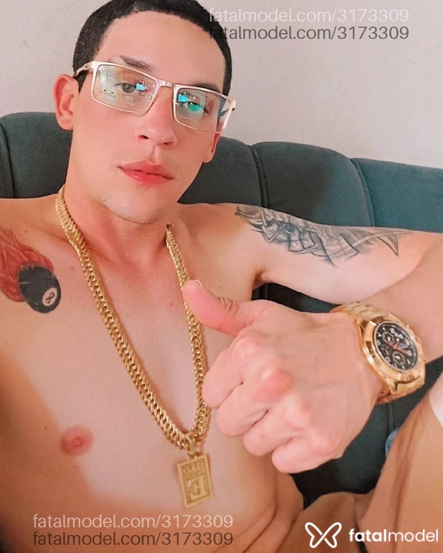 Acompanhante homem morena (o) de olhos verdes em Fortaleza - Chicó