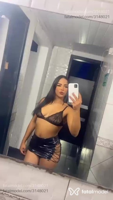 Acompanhante mulher com cabelo castanho de olhos castanhos em Canoas - Camila