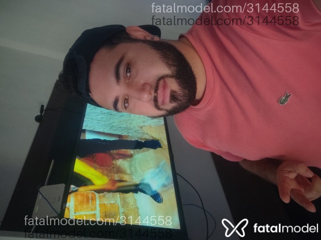 Acompanhante homem morena (o) de olhos mel em Itaquaquecetuba - Muhsafado