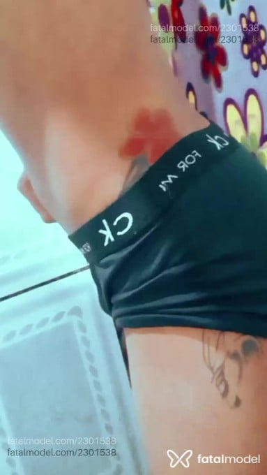 Acompanhante homem morena (o) de olhos pretos em Virtual - Jarison