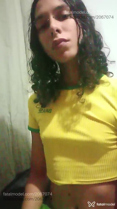 Acompanhante mulher trans morena (o) de olhos castanhos em Virtual - Jawny