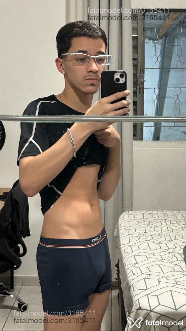 Acompanhante homem morena (o) de olhos castanhos em São Paulo - Caike Meno Kent