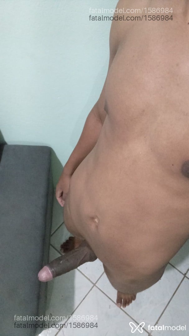 Acompanhante homem com cabelo castanho de olhos castanhos em Angra dos Reis - Richard Poatan