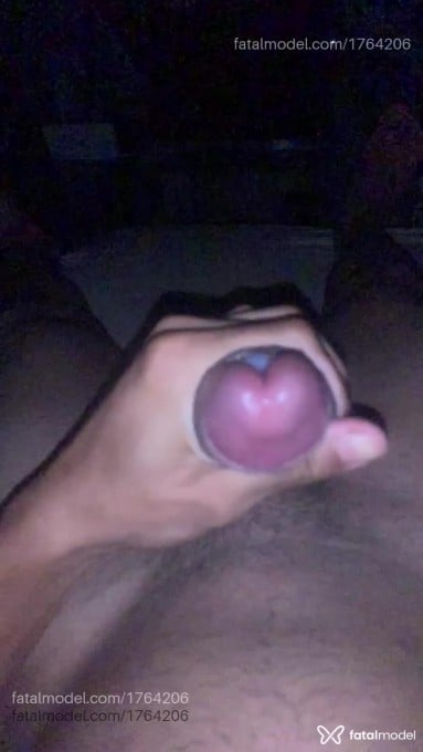 Acompanhante homem morena (o) de olhos castanhos em Congonhas - Guilherme