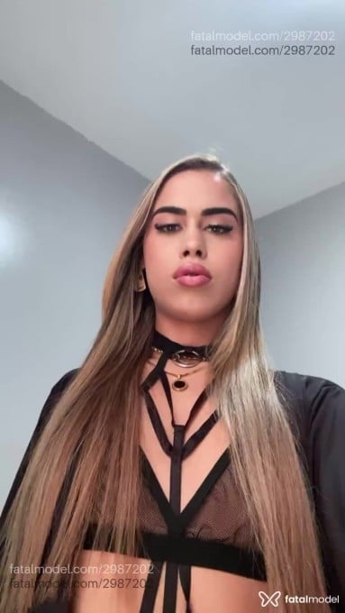 Acompanhante mulher trans loira (o) de olhos verdes em Cariacica - Brenda Andrade