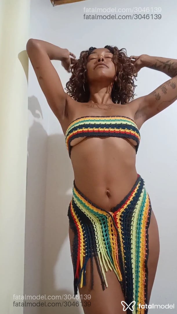 Acompanhante mulher morena (o) de olhos pretos em Florianópolis - Karina