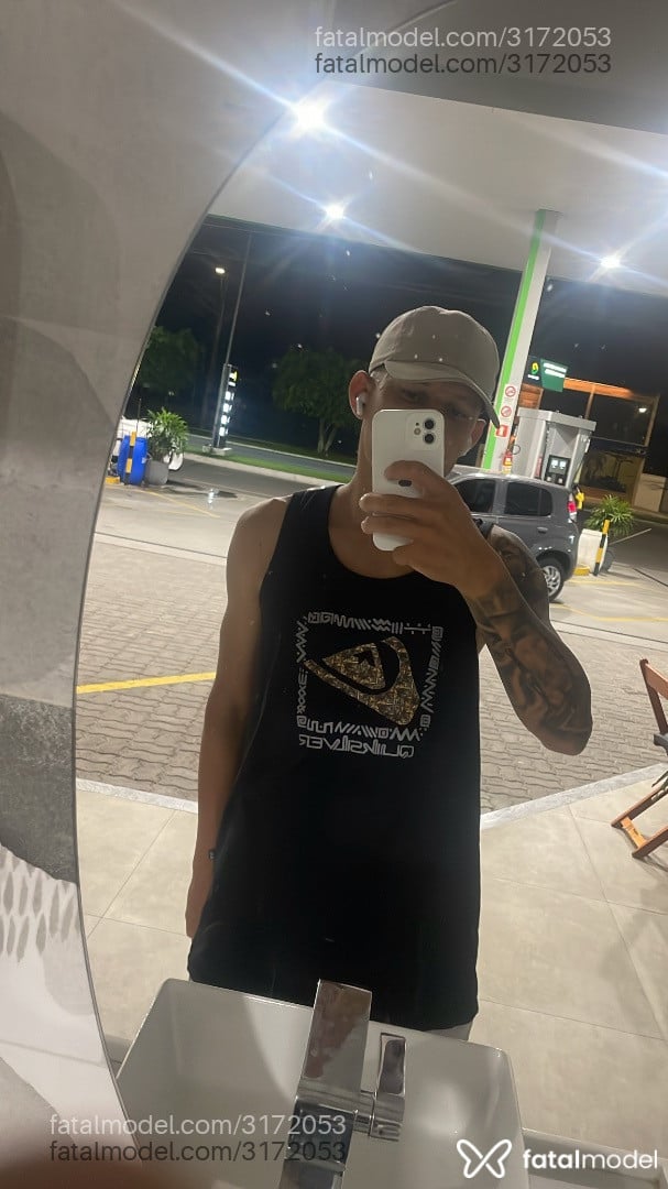 Acompanhante homem com cabelo castanho de olhos castanhos em Rio de Janeiro - David