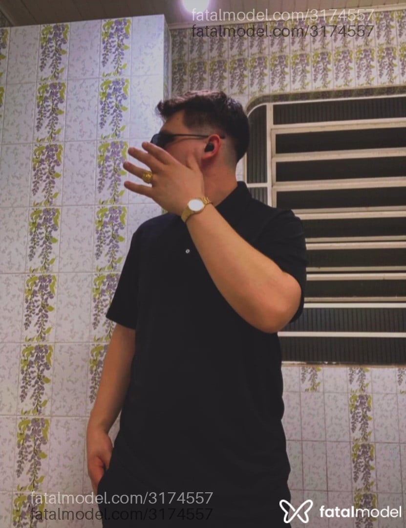 Acompanhante homem com cabelo castanho de olhos verdes em Maringá - Ryan Dagustini