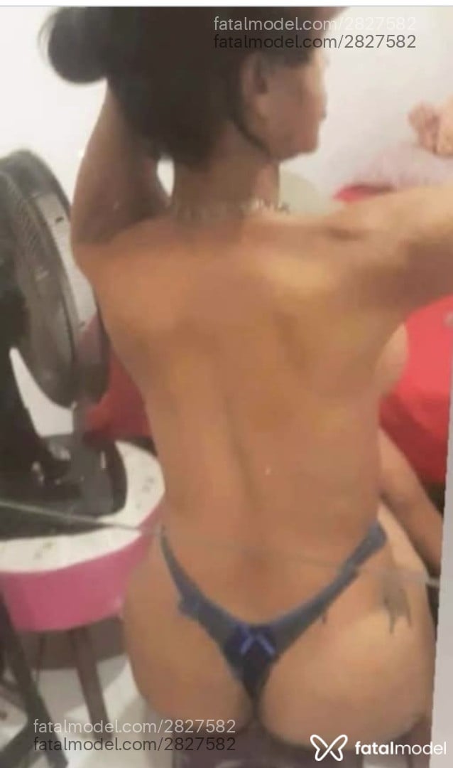 Acompanhante mulher trans morena (o) de olhos castanhos em Virtual - Gisele