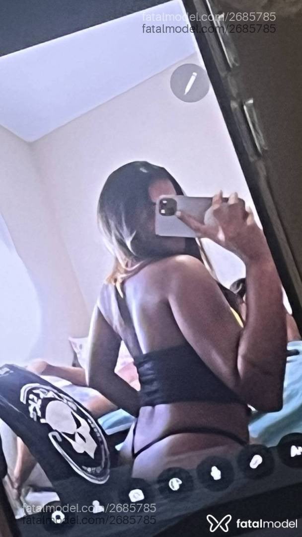 Acompanhante mulher morena (o) de olhos castanhos em Virtual - Lorena