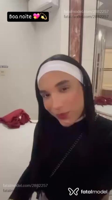 Acompanhante mulher trans morena (o) de olhos pretos em Extrema - Maya Rebeca