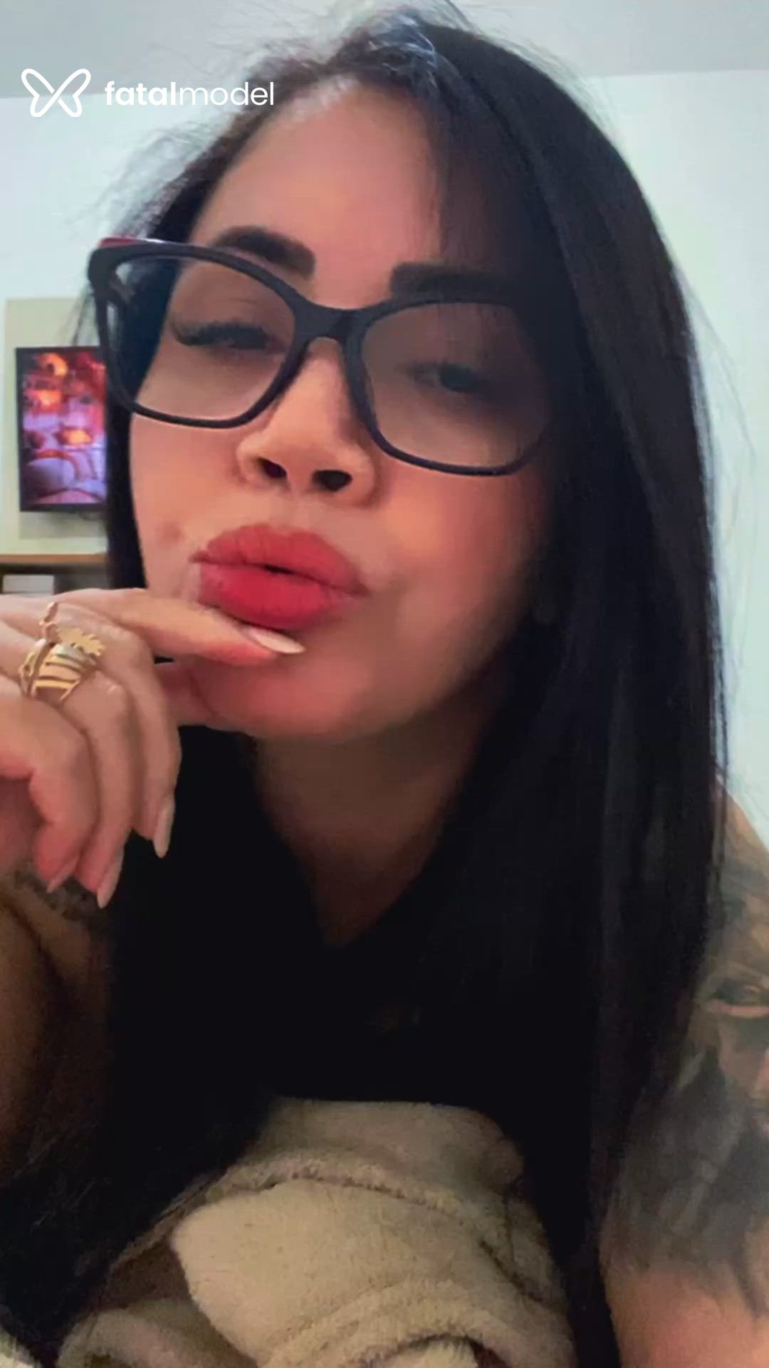 Acompanhante mulher morena (o) de olhos pretos - Juliana Ferrari