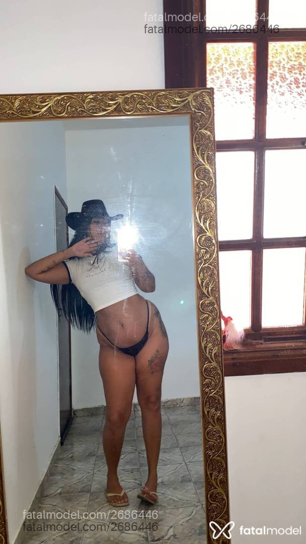Acompanhante mulher morena (o) de olhos castanhos em Uberaba - Rebeca Morais