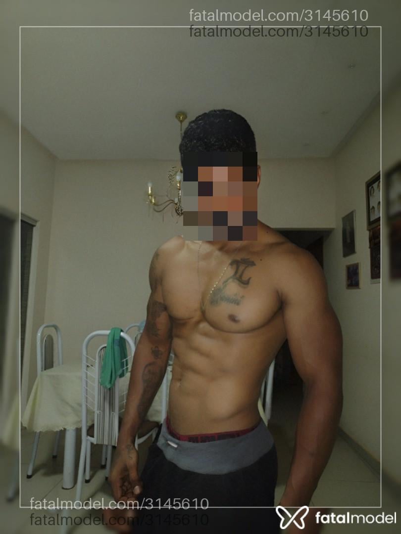 Acompanhante homem morena (o) de olhos castanhos em Irecê Acompanhante homem morena (o) de olhos castanhos em Irecê - Negobd