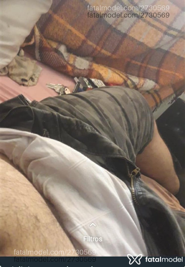 Acompanhante homem morena (o) de olhos pretos em Dourados Acompanhante homem morena (o) de olhos pretos em Dourados - Gordinhosaliente