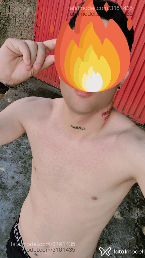 Acompanhante homem com cabelo castanho de olhos pretos em Uberlândia - Dilan