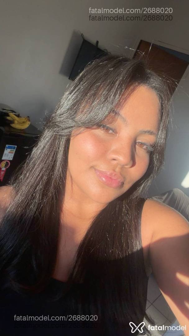 Acompanhante mulher morena (o) de olhos mel - Elisa