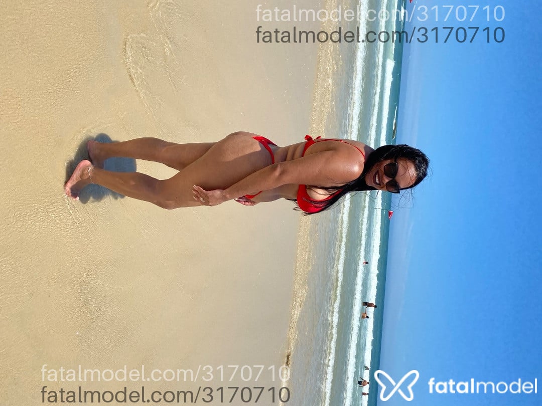 Acompanhante mulher com cabelo castanho de olhos castanhos em Virtual - Místycah