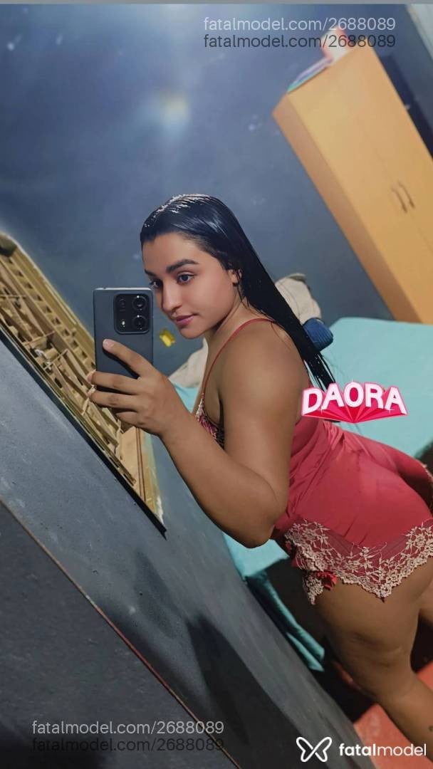 Acompanhante mulher morena (o) de olhos castanhos - Nay