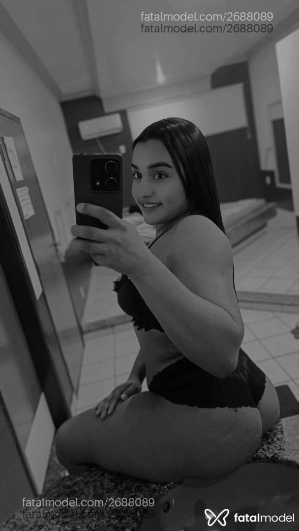 Acompanhante mulher morena (o) de olhos castanhos em Jaraguá Acompanhante mulher morena (o) de olhos castanhos em Jaraguá - Nay
