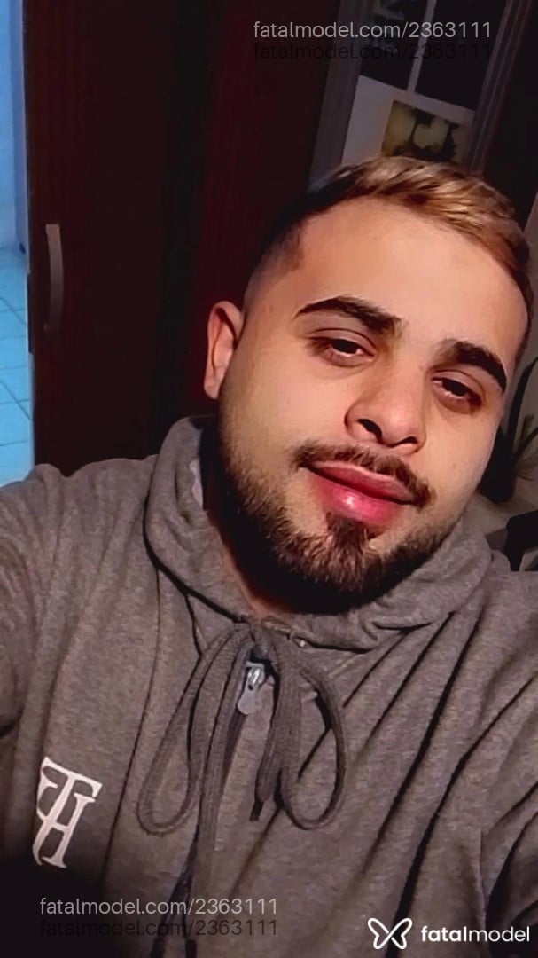 Acompanhante homem sem cabelo de olhos pretos em Viamão - Gabriel dias