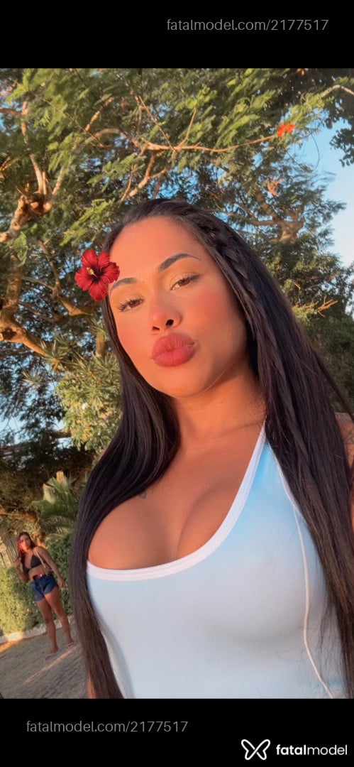 Acompanhante mulher morena (o) de olhos castanhos em Armação dos Búzios - Gabriella Novais