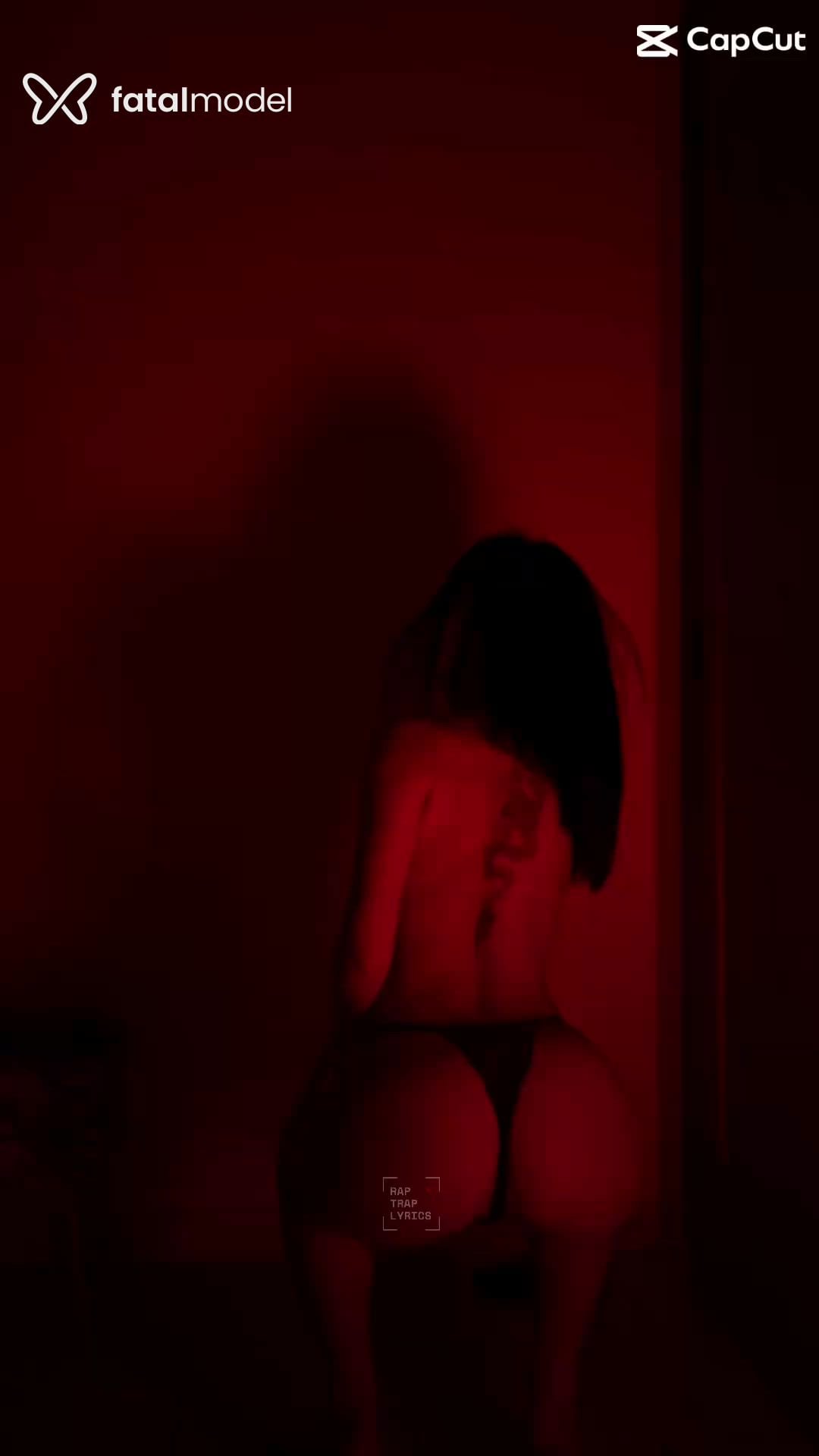 Acompanhante mulher morena (o) de olhos castanhos - Antonella