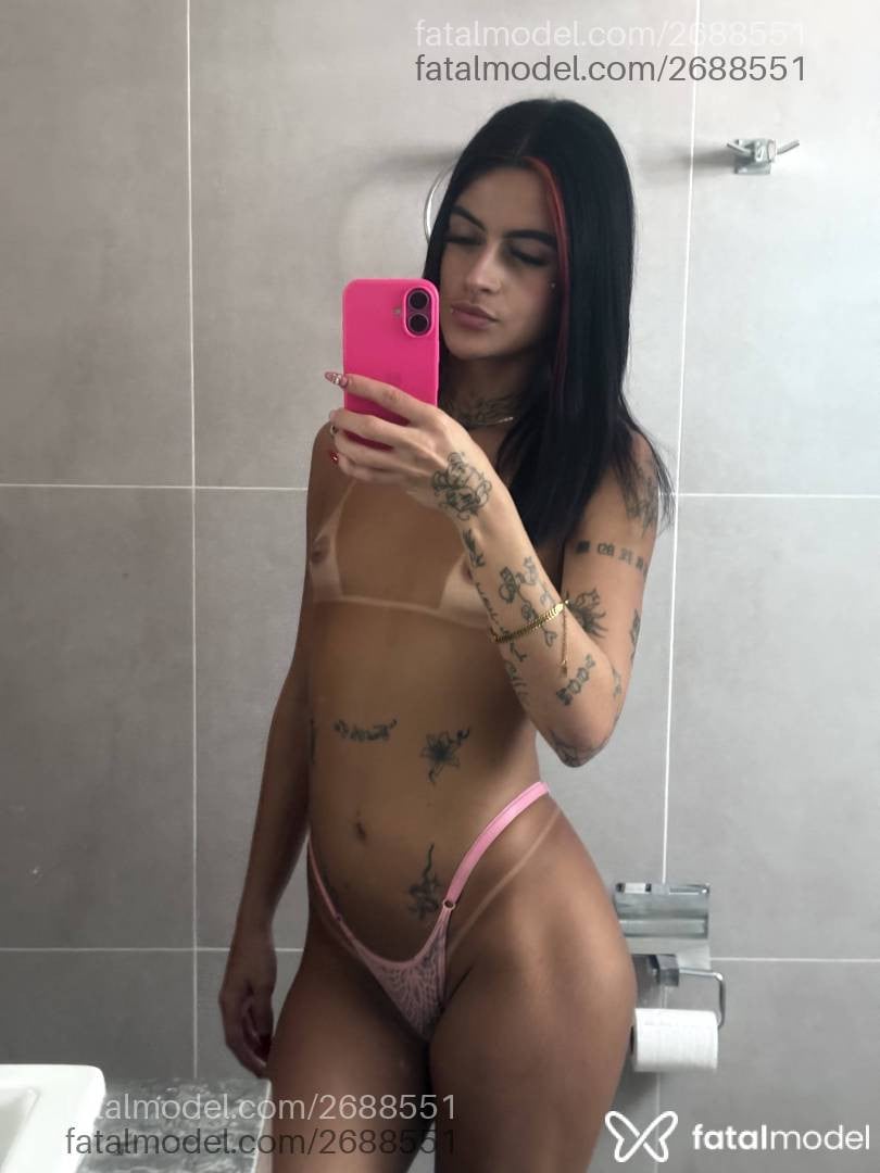 Acompanhante mulher morena (o) de olhos castanhos em Niterói - Antonella