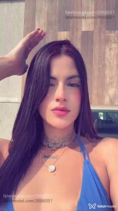 Acompanhante mulher morena (o) de olhos castanhos em Macaé Acompanhante mulher morena (o) de olhos castanhos em Macaé - Antonella