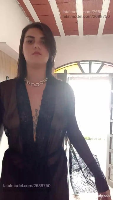 Acompanhante mulher morena (o) de olhos castanhos em São Pedro da Aldeia Acompanhante mulher morena (o) de olhos castanhos em São Pedro da Aldeia - Mila