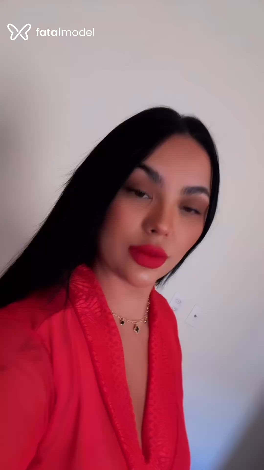 Acompanhante mulher morena (o) de olhos castanhos - Mirelly Garcia