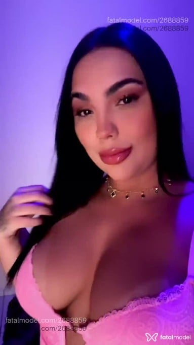 Acompanhante mulher morena (o) de olhos castanhos em Limeira - Mirelly Garcia