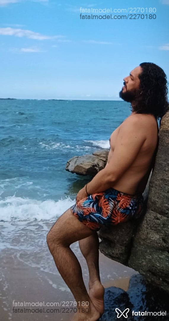 Acompanhante homem com cabelo castanho de olhos castanhos em Macaé - Ander Nuru