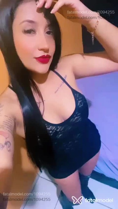Acompanhante mulher morena (o) de olhos castanhos - Corall