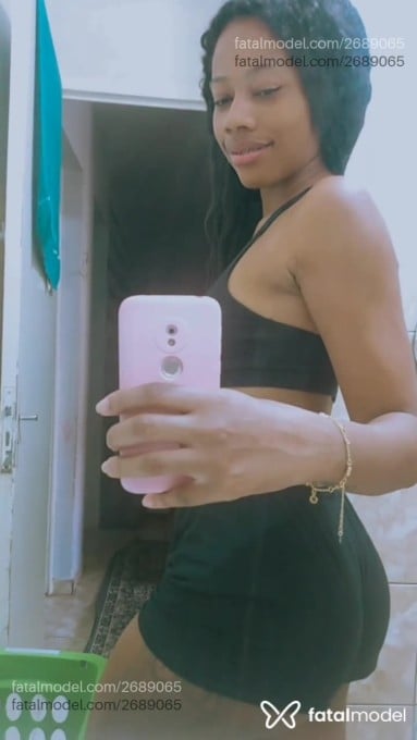 Acompanhante mulher morena (o) de olhos pretos em São José do Rio Preto - Paulinhaa