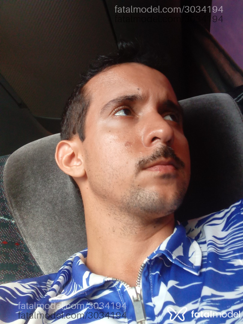 Acompanhante homem morena (o) de olhos castanhos em Fortaleza - Roberto