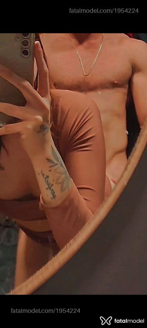 Acompanhante mulher trans ruiva (o) de olhos castanhos em São José do Rio Preto - Angel