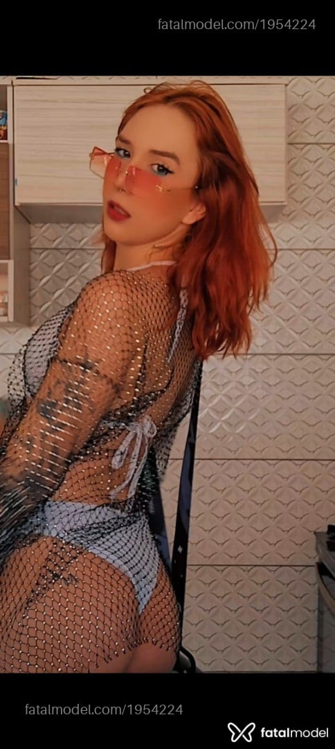 Acompanhante mulher trans ruiva (o) de olhos castanhos em São José do Rio Preto - Angel