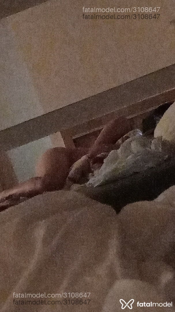 Acompanhante mulher trans morena (o) de olhos pretos em Pouso Alegre - Isa Kink