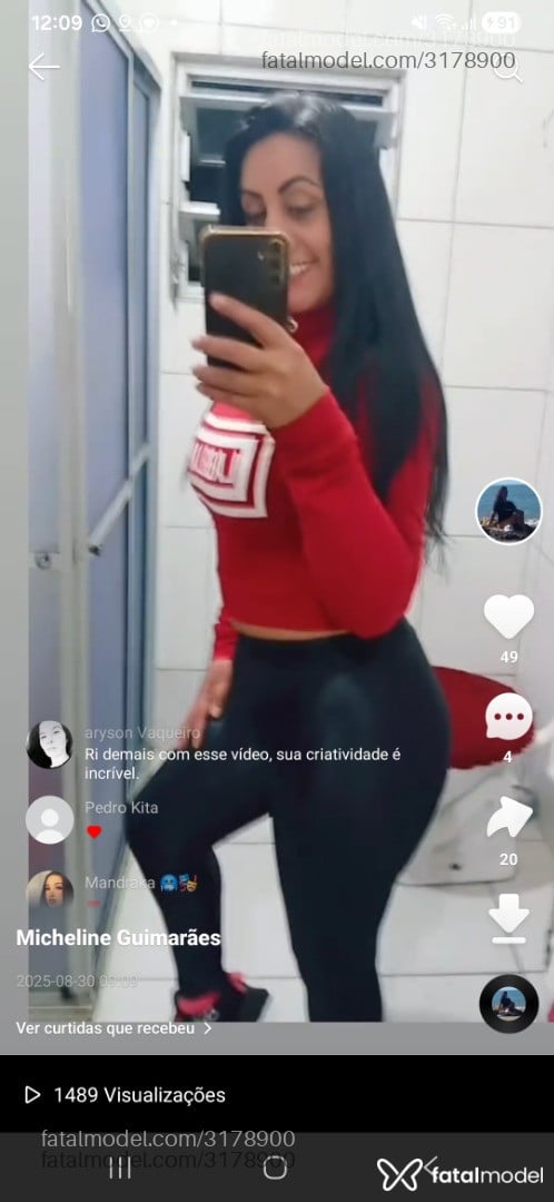 Acompanhante mulher morena (o) de olhos castanhos em São José Acompanhante mulher morena (o) de olhos castanhos em São José - Mikaela