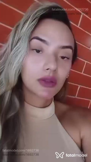 Acompanhante mulher trans loira (o) de olhos castanhos em Itabira - Larissa Fortes