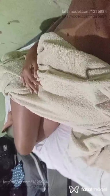 Acompanhante mulher morena (o) de olhos pretos em Alvorada - Esterfanny
