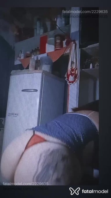 Acompanhante mulher ruiva (o) de olhos mel em Porangatu Acompanhante mulher ruiva (o) de olhos mel em Porangatu - Mikaella