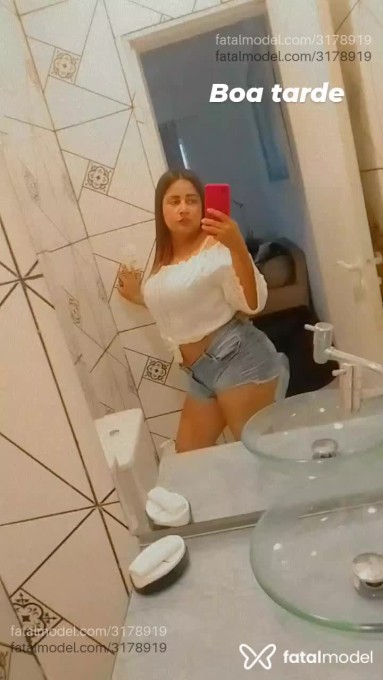 Acompanhante mulher morena (o) de olhos castanhos - Lolozinha