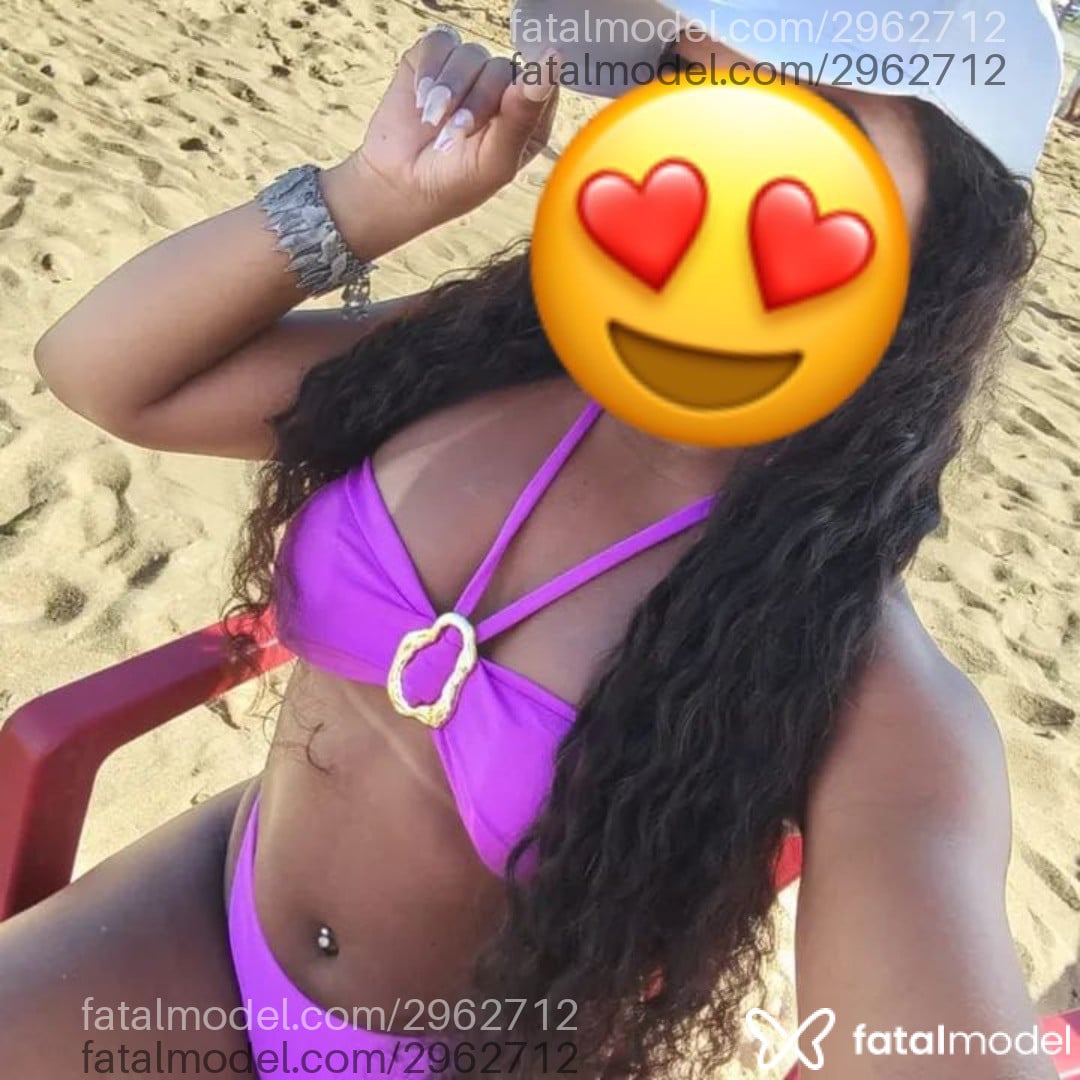 Acompanhante mulher com cabelo castanho de olhos castanhos em Vitória - Kemilly