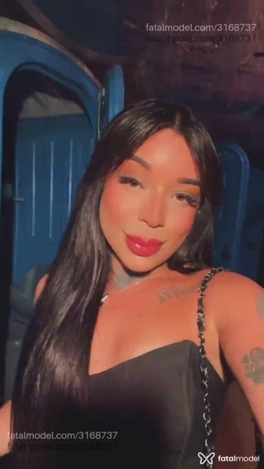 Acompanhante mulher trans morena (o) de olhos castanhos em Duque de Caxias - Angel
