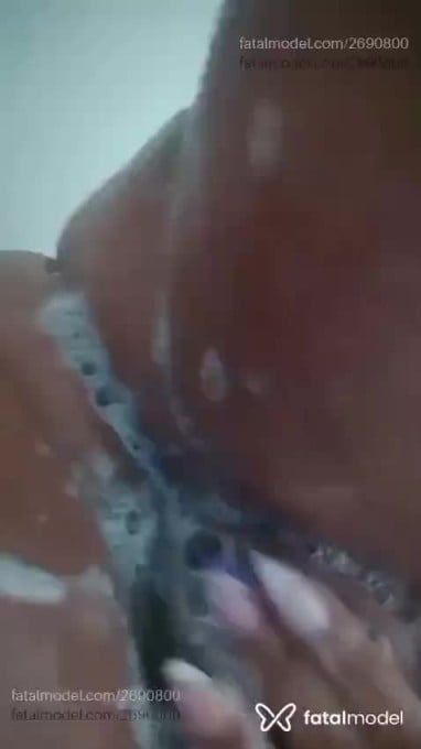 Acompanhante mulher loira (o) de olhos castanhos em São Lourenço - Michele