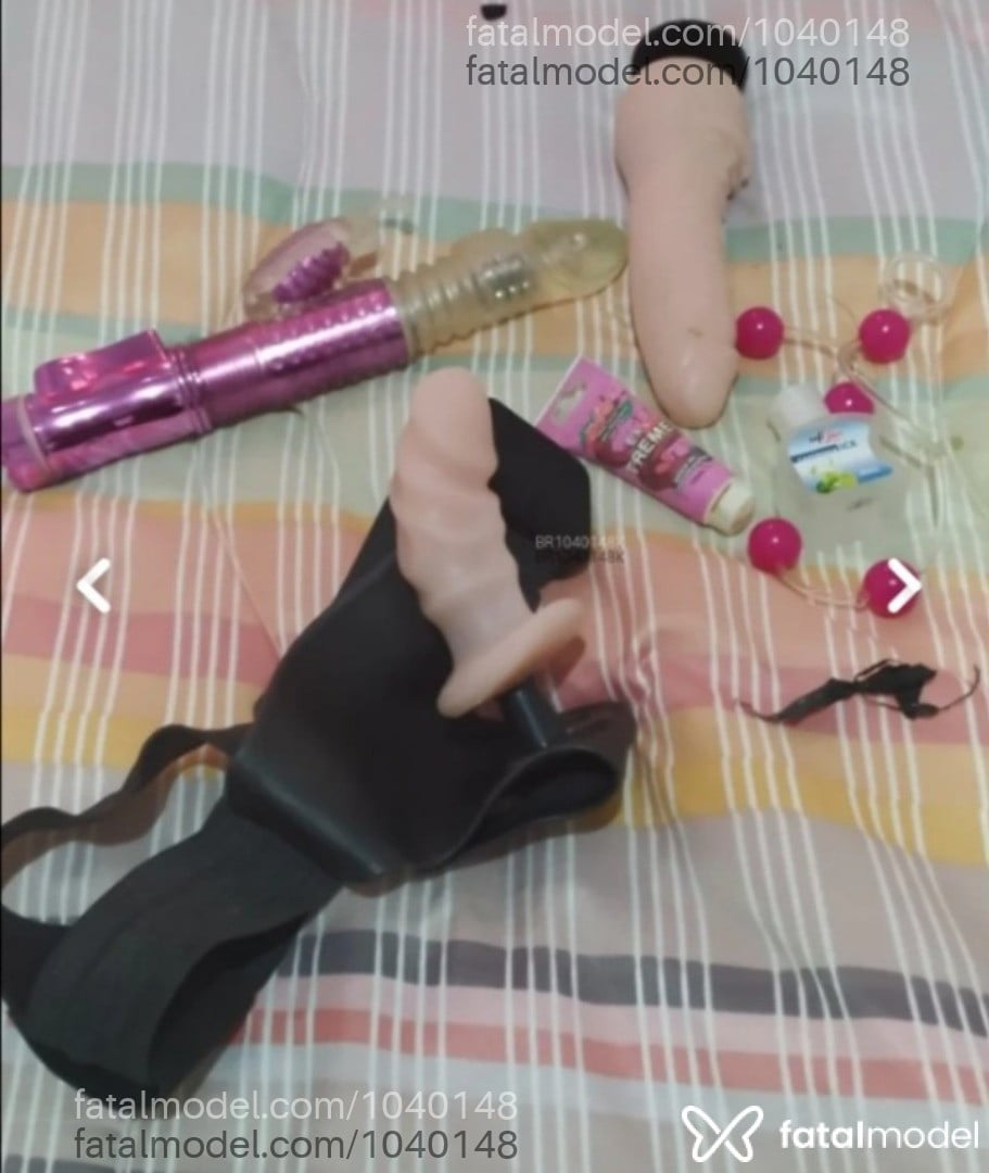 Acompanhante mulher morena (o) de olhos pretos - Morena Rosa